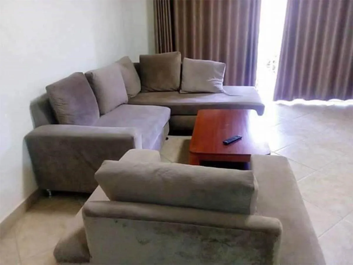 Go Around Kampala All Day To Return To Your Wonderful Apartment 乌干达